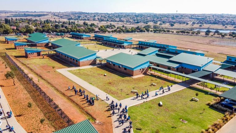 NEW | Aerorand Primary School opens its doors