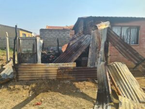 Mother and children burn to death in Klarinet